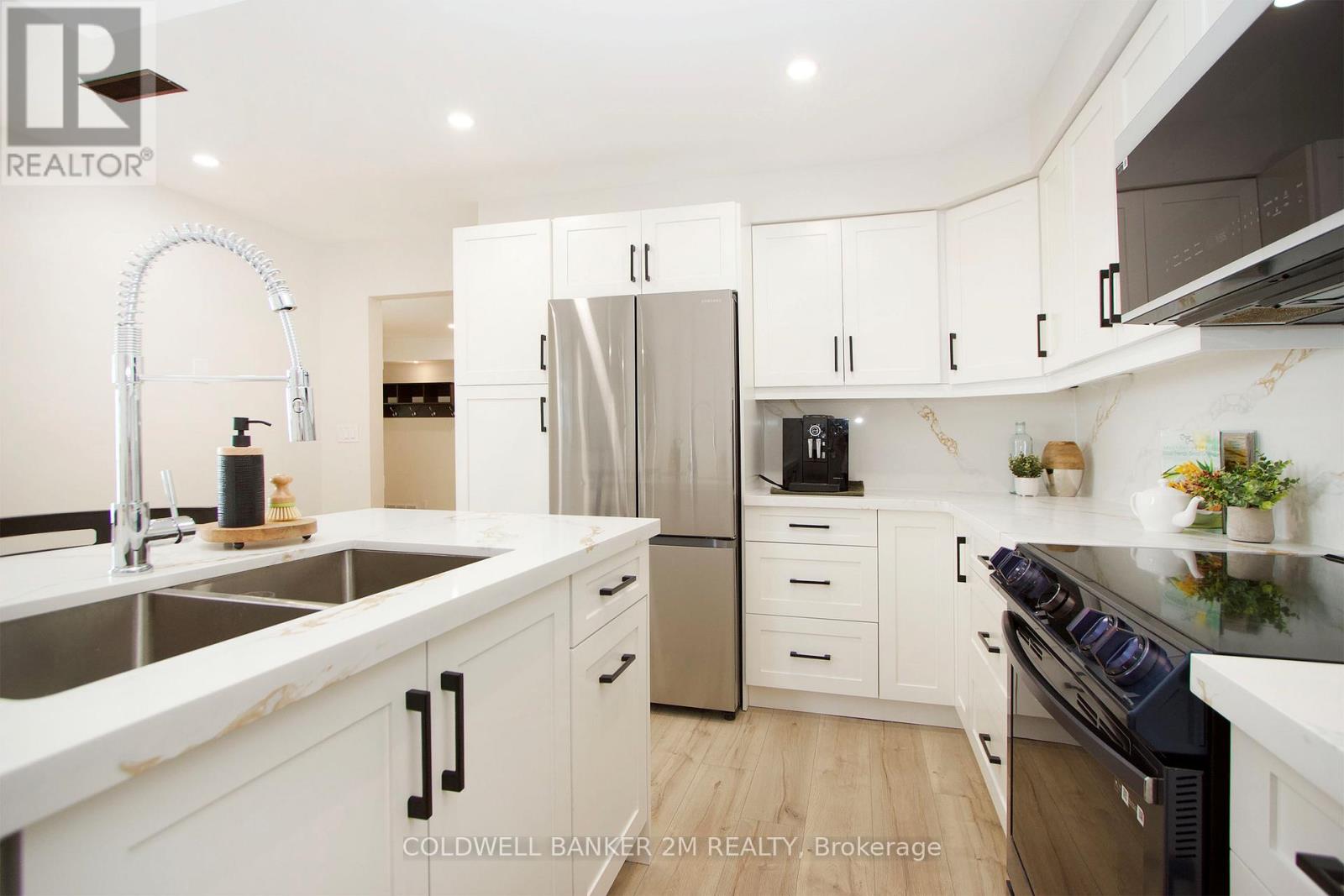 Photo 11 of 27 C 12 1655 Nash Road, Clarington ON