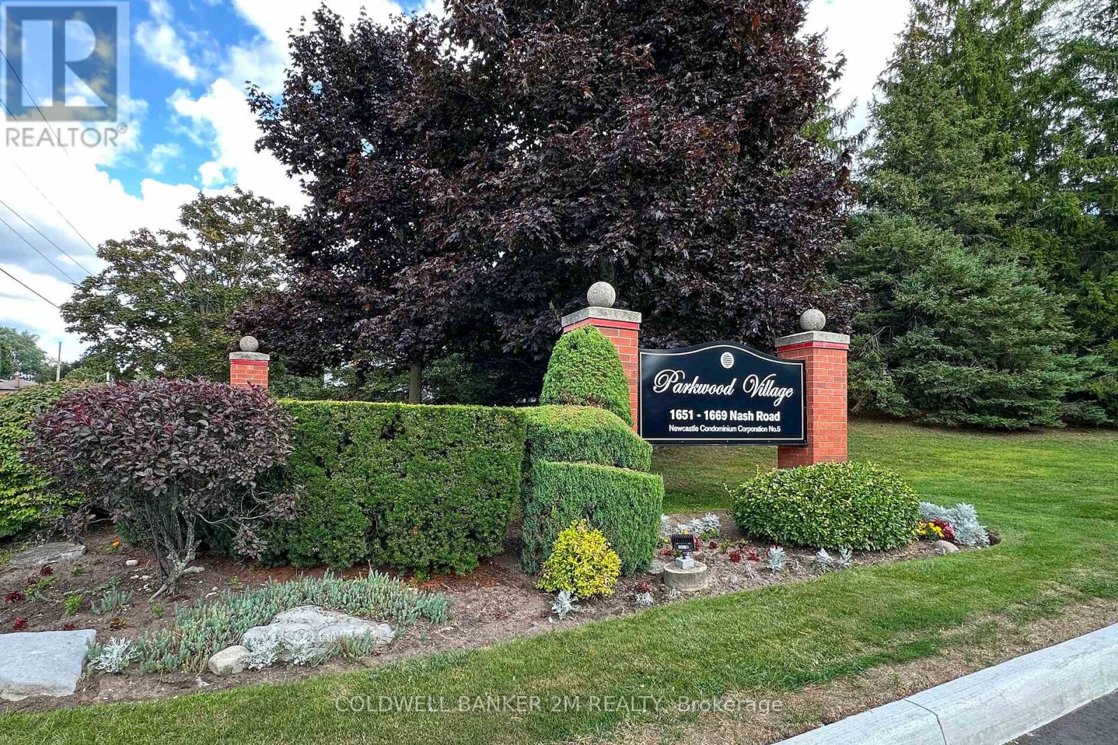 Photo 2 of 27 C 12 1655 Nash Road, Clarington ON