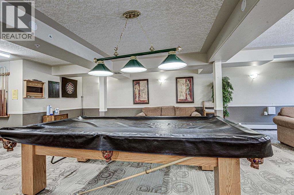 Single Family House Low rise for Sale in   Somervale Court SW Somerset Calgary 