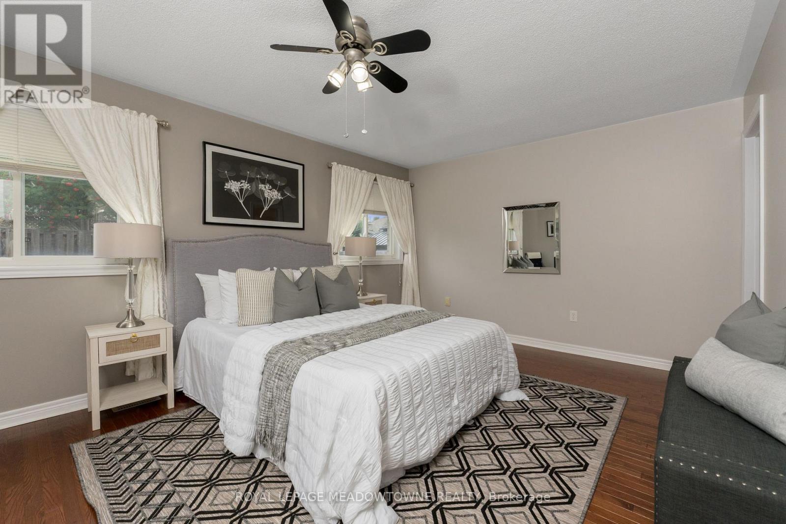Photo 21 of 9 Johnson Crescent, Halton Hills ON