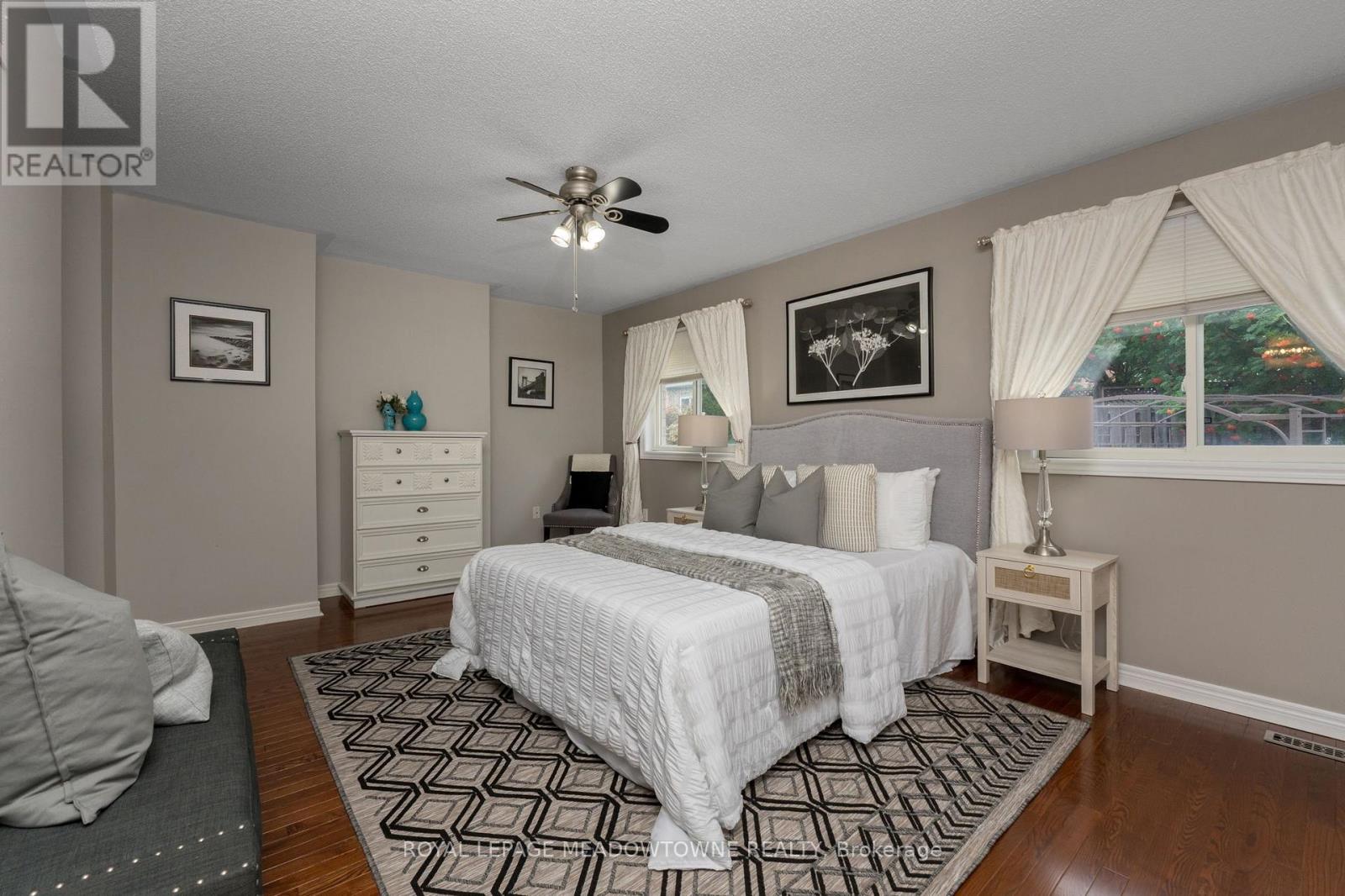 Photo 22 of 9 Johnson Crescent, Halton Hills ON