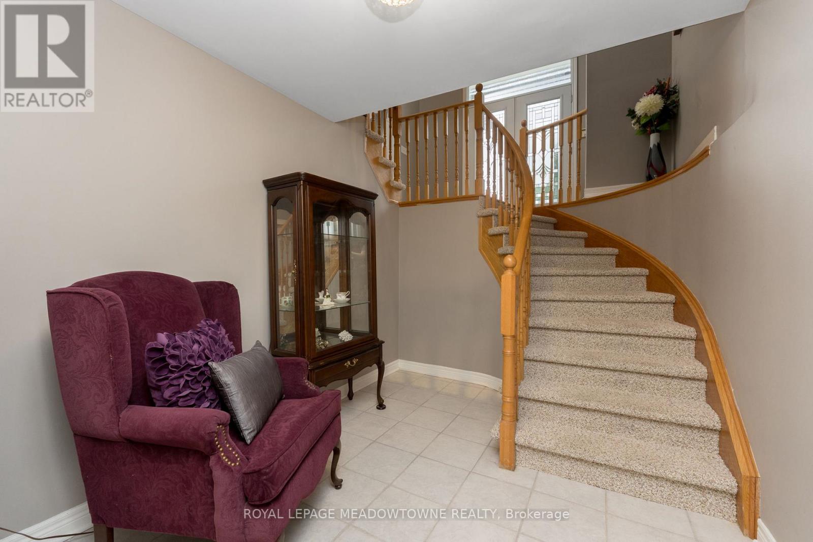 Photo 29 of 9 Johnson Crescent, Halton Hills ON