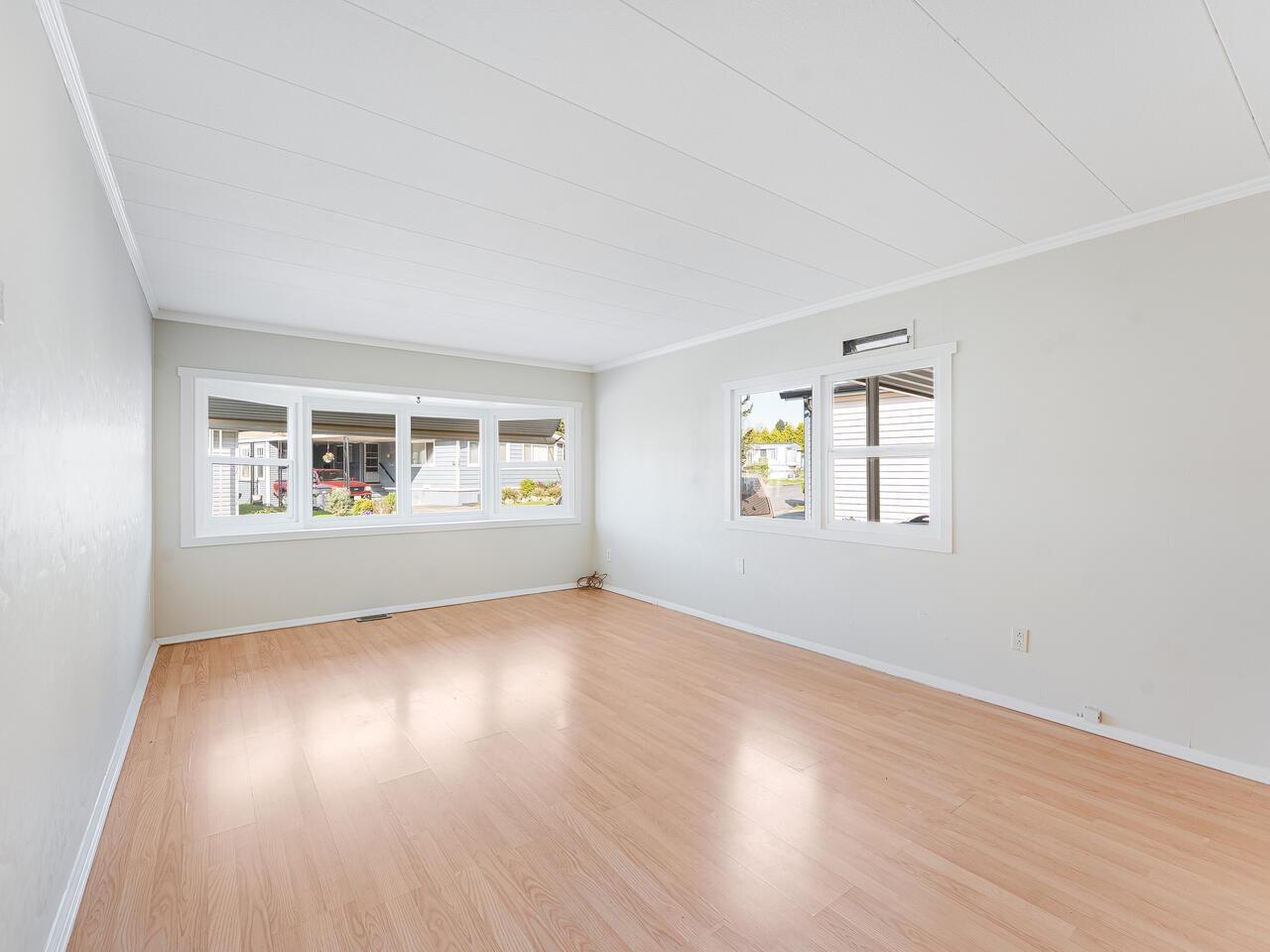 Photo 5 of 125 1840 160 Street, Surrey BC