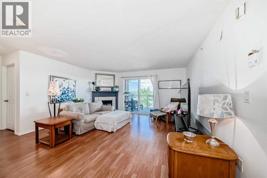 Photo 12 of 1412 1412 Millrise Point Sw, Calgary AB