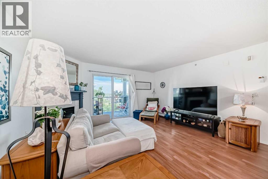 Photo 14 of 1412 1412 Millrise Point Sw, Calgary AB