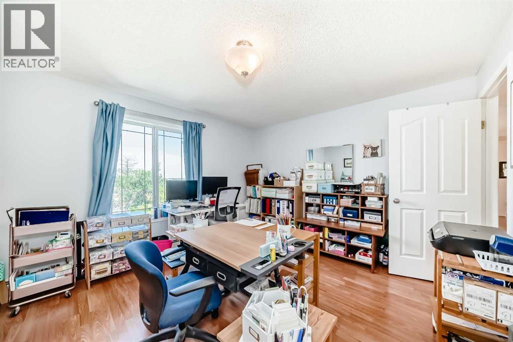 Photo 20 of 1412 1412 Millrise Point Sw, Calgary AB