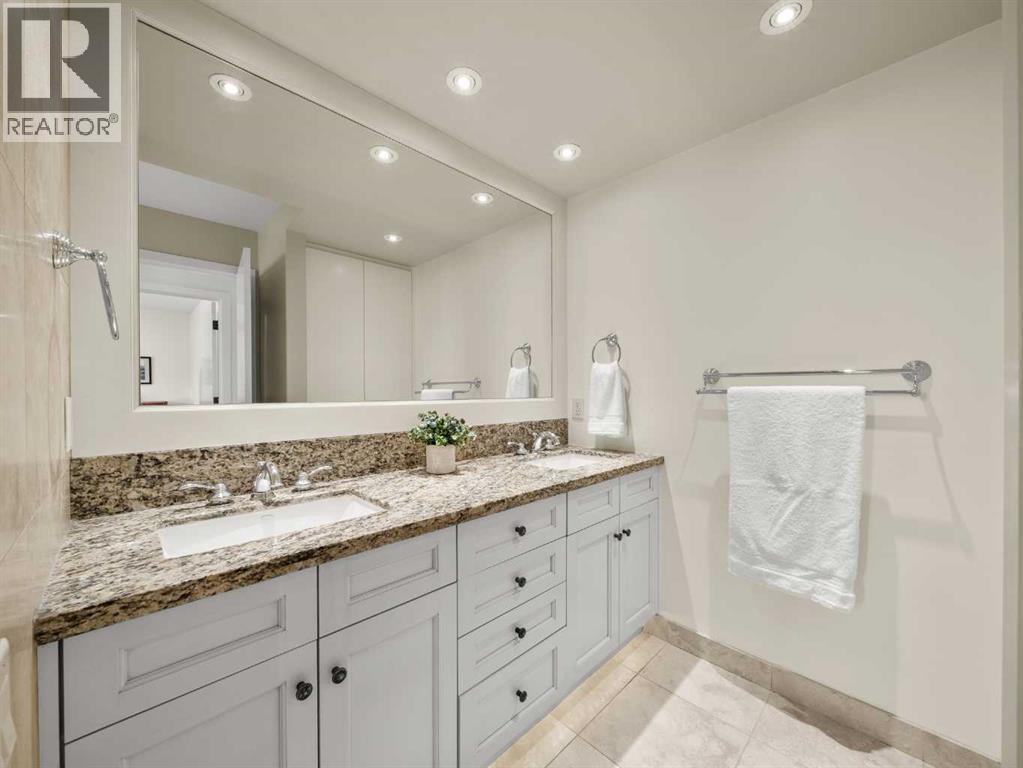 Photo 33 of 2716 Carleton Street Sw, Calgary AB