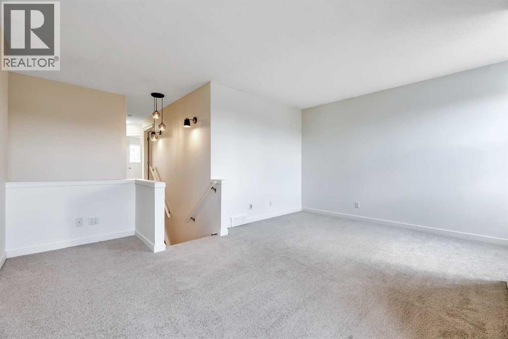 Single Family House for Sale in  Everstone Rise SW Evergreen Calgary 