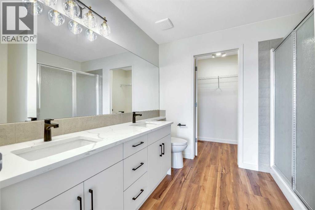 Single Family House for Sale in  Everstone Rise SW Evergreen Calgary 