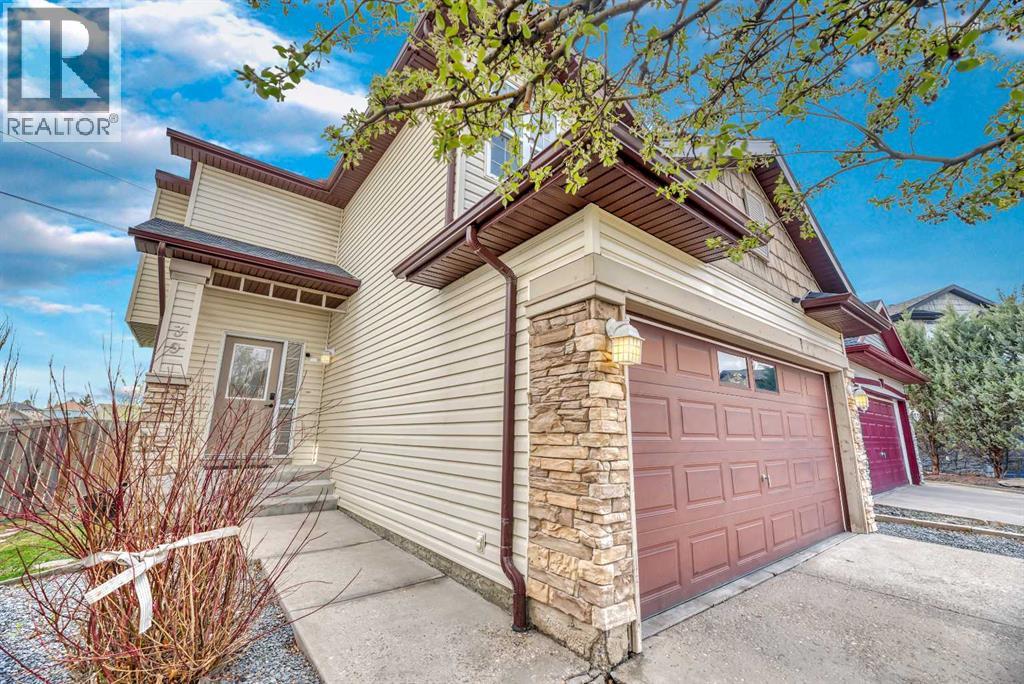 39 Everstone Rise SW, Calgary, Alberta