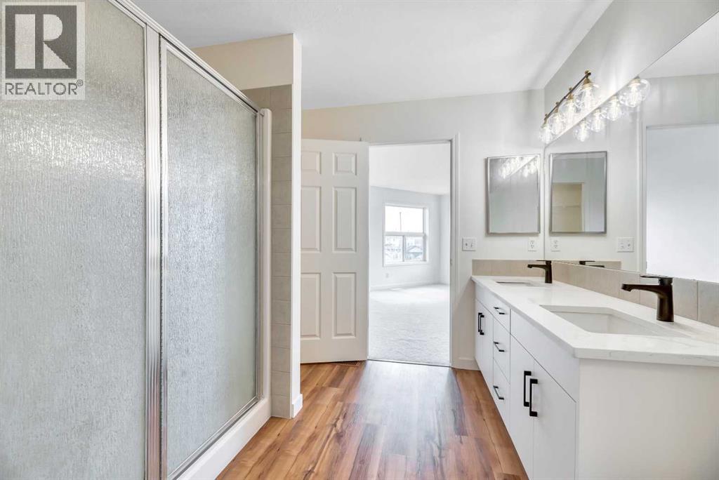 Single Family House for Sale in  Everstone Rise SW Evergreen Calgary 