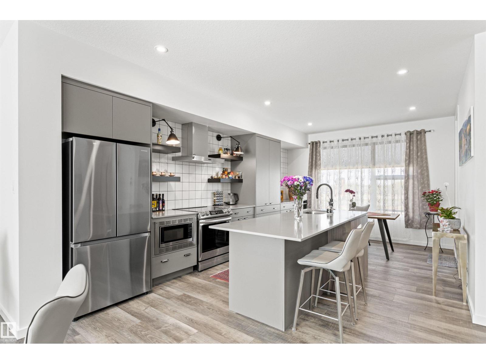 Photo 10 of 59 5 Rondeau Dr, St Albert AB