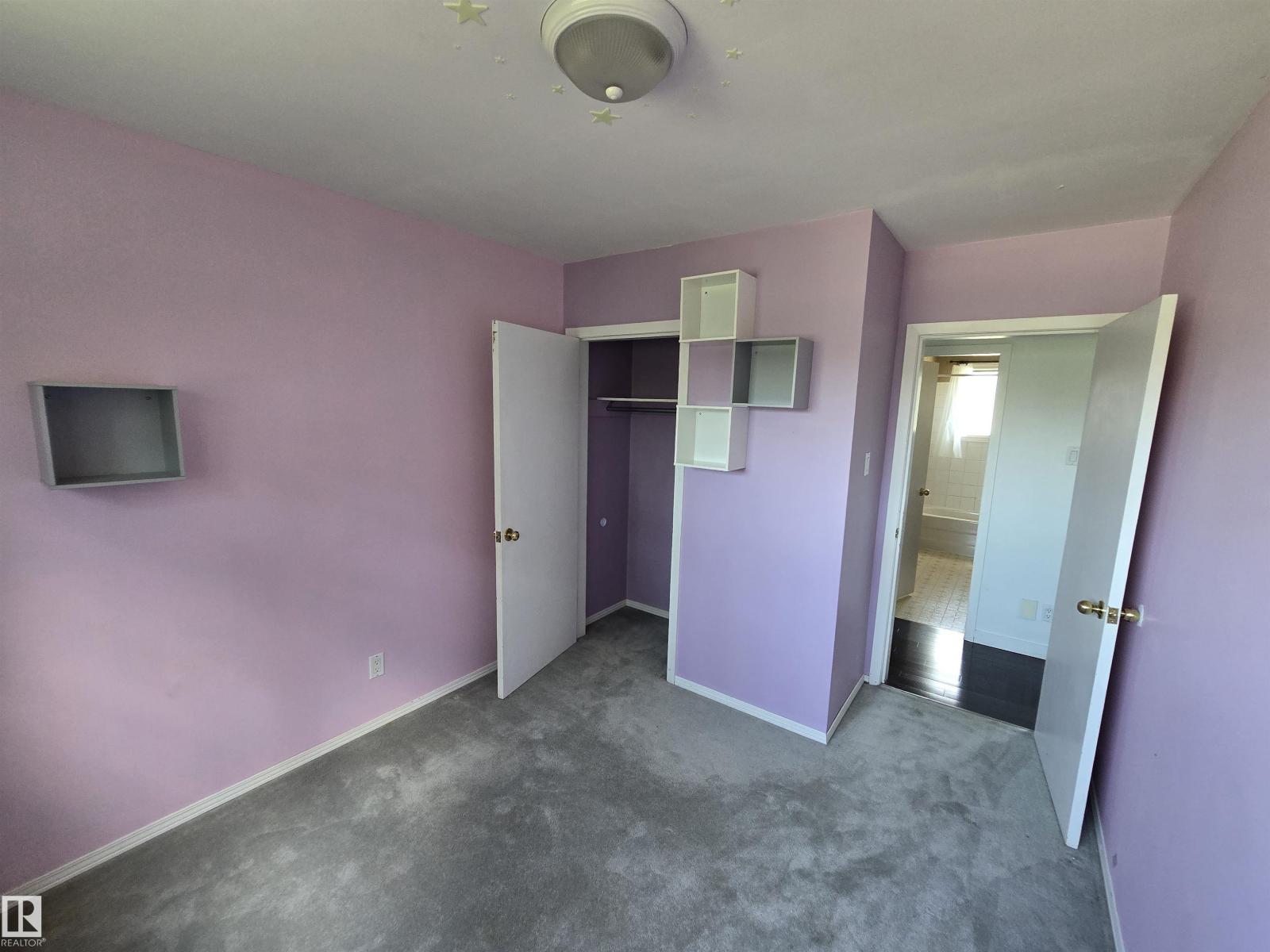 8403 161 ST NW - 15