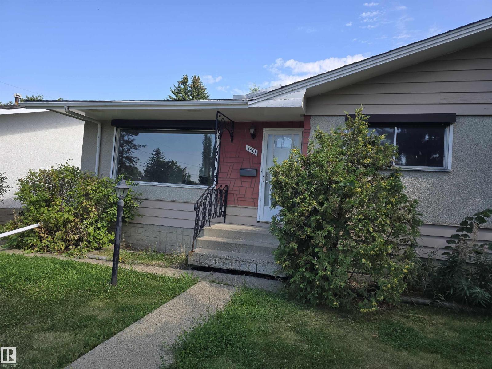 8403 161 ST NW - 2