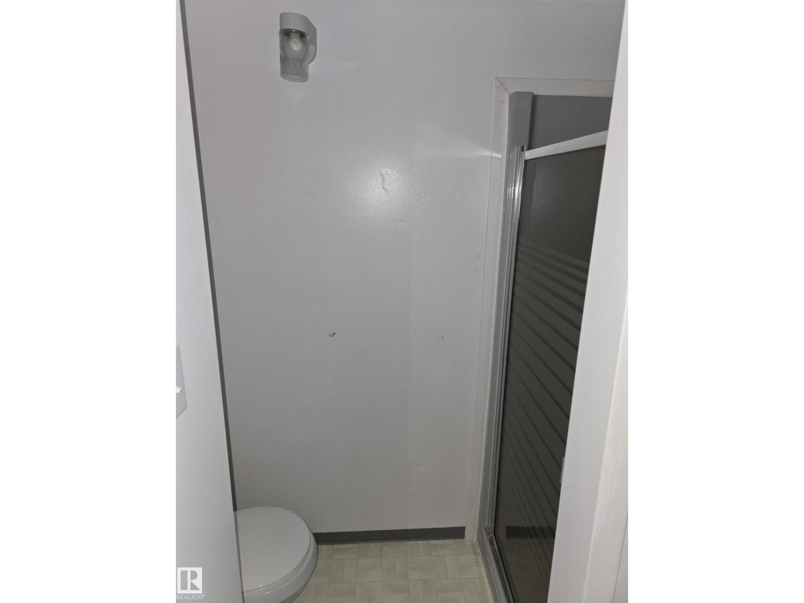8403 161 ST NW - 24