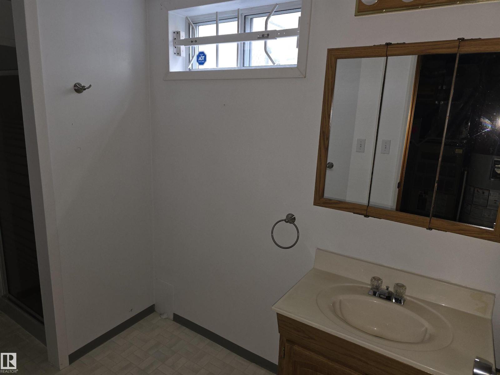 8403 161 ST NW - 25