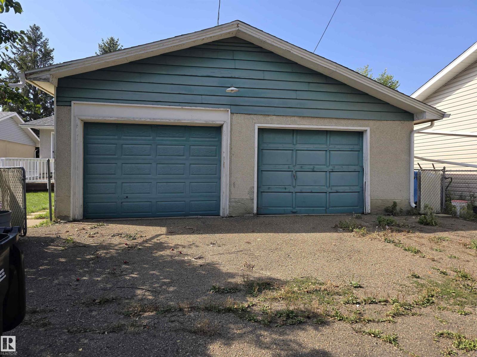 8403 161 ST NW - 31