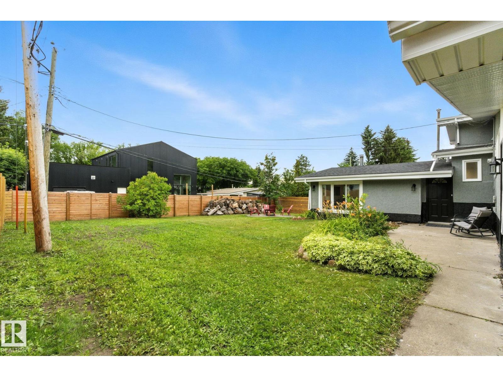 Photo 24 of 1 Sylvan Dr, St Albert AB