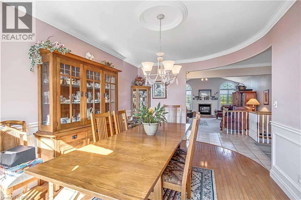 Photo 6 of 16 Featherstone Avenue, Selkirk ON