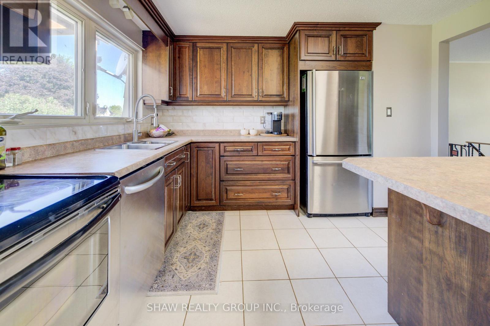 Photo 13 of 5888 Wellington Road, Guelph Eramosa ON