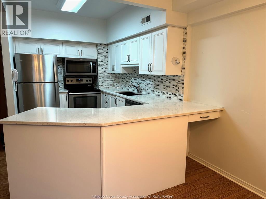 Photo 8 of 5064 Wyandotte Street East Unit 206, Windsor ON