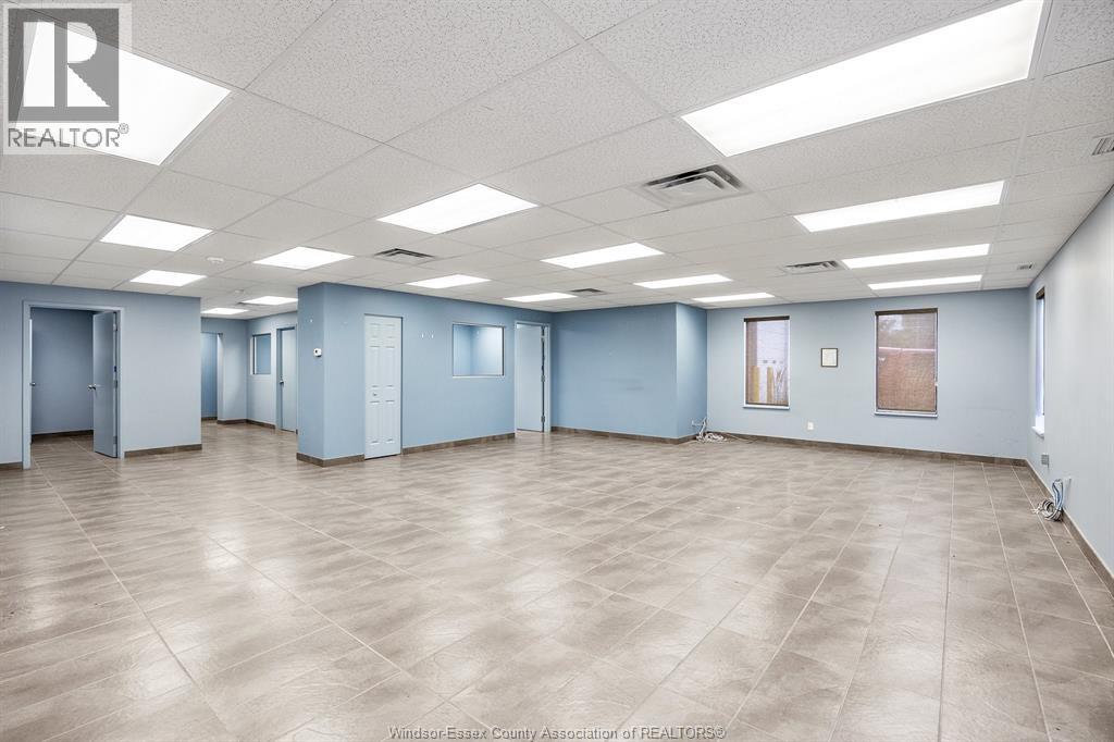 Photo 5 of 2085 Industrial, Windsor ON