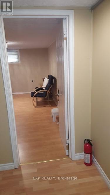 Photo 24 of 48 Kingsmount Street N, Hamilton ON