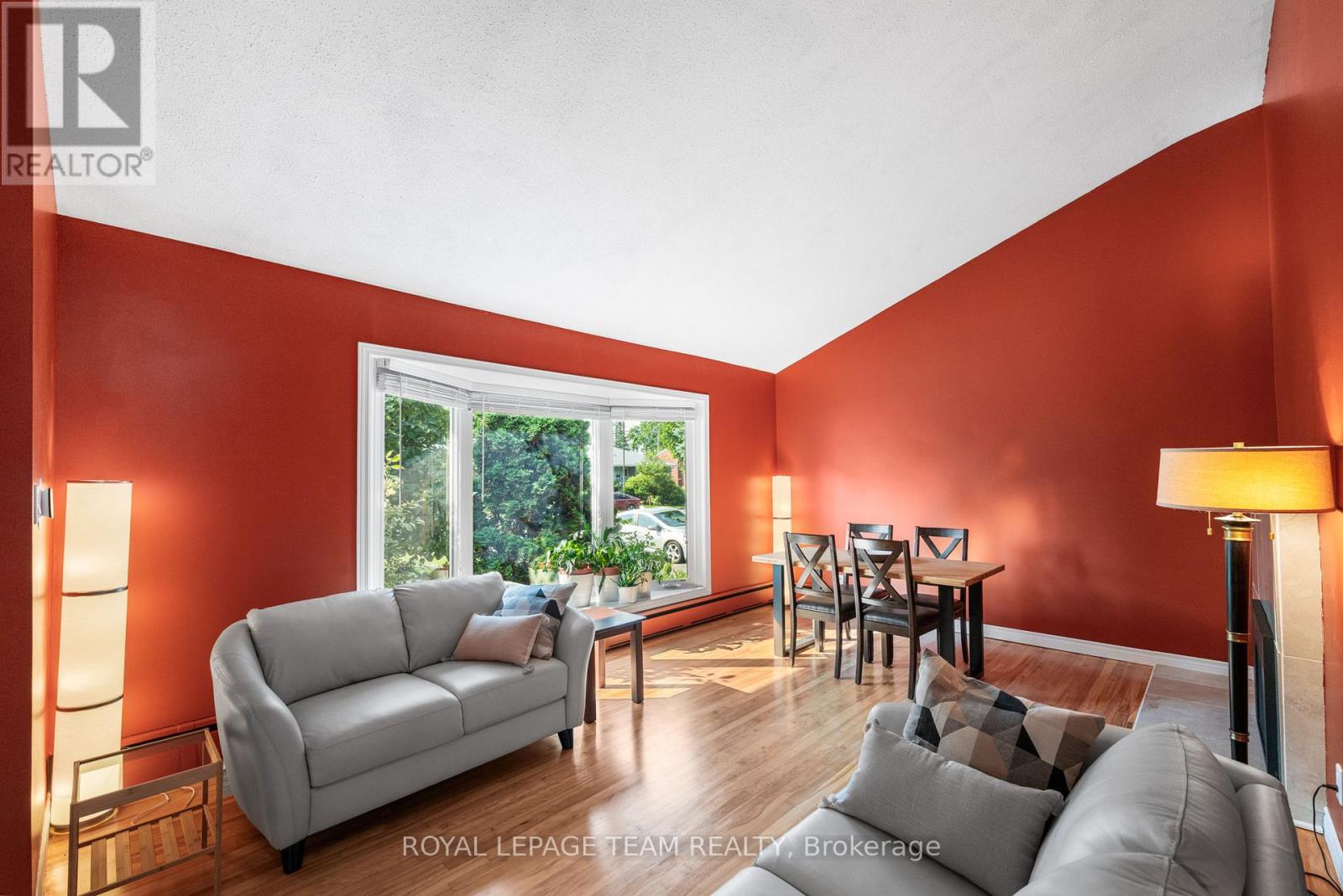 Photo 5 of 2391 Cheshire Road, Ottawa ON