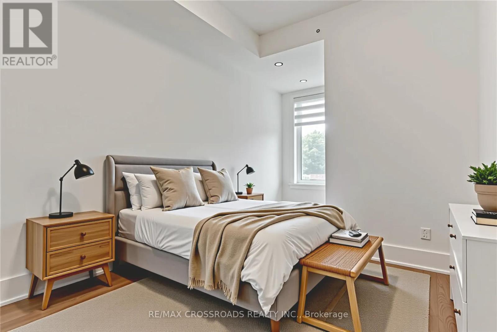 Photo 30 of Th 3 270 Davenport Road, Toronto ON