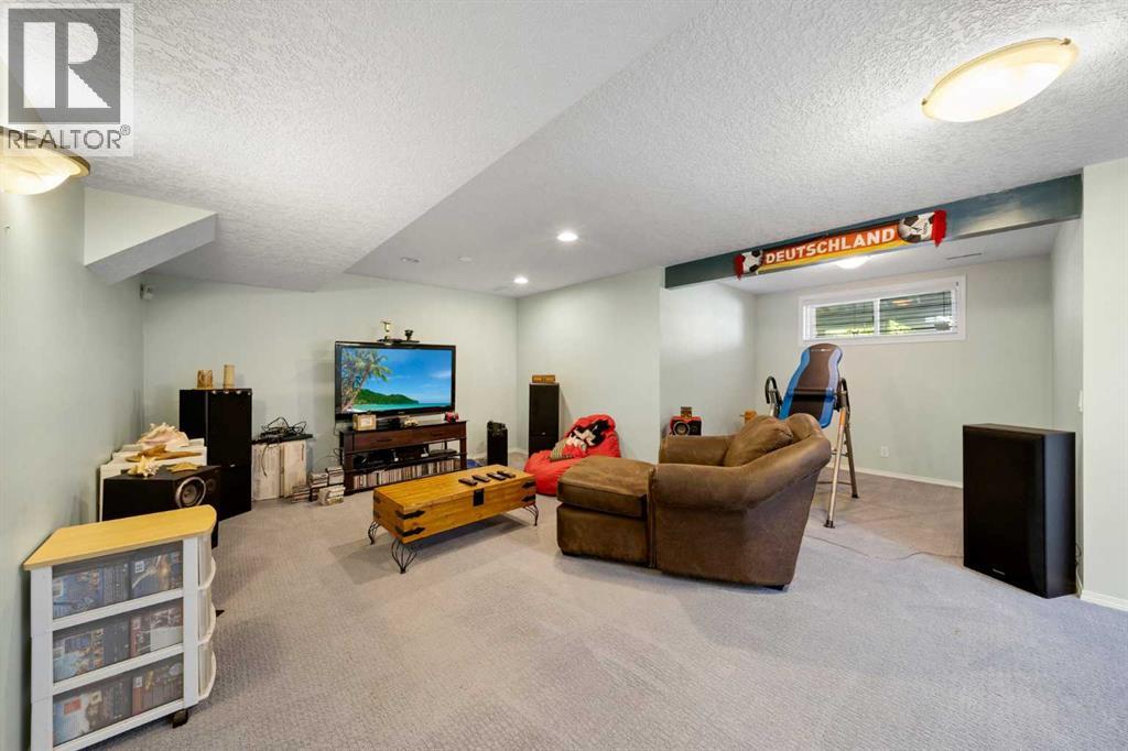 Photo 34 of 151 Cranwell Close Se, Calgary AB