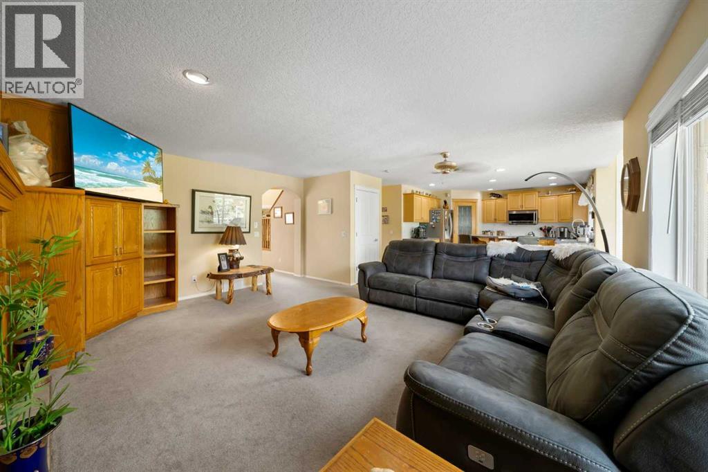 Photo 10 of 151 Cranwell Close Se, Calgary AB