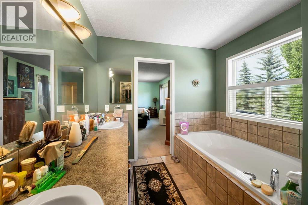 Photo 27 of 151 Cranwell Close Se, Calgary AB