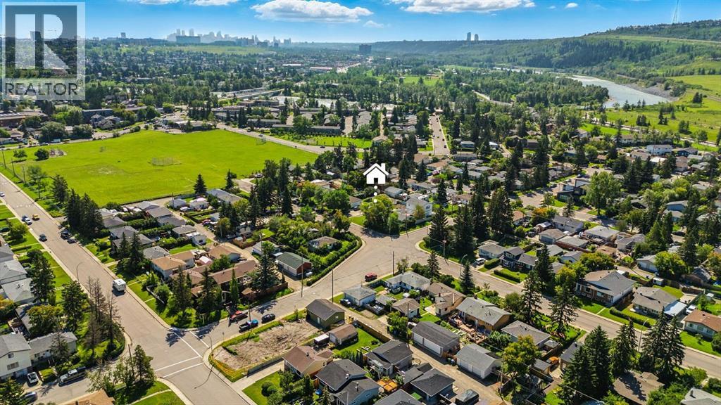 Single Family House Bungalow for Sale in   Avenue NW Bowness Calgary 