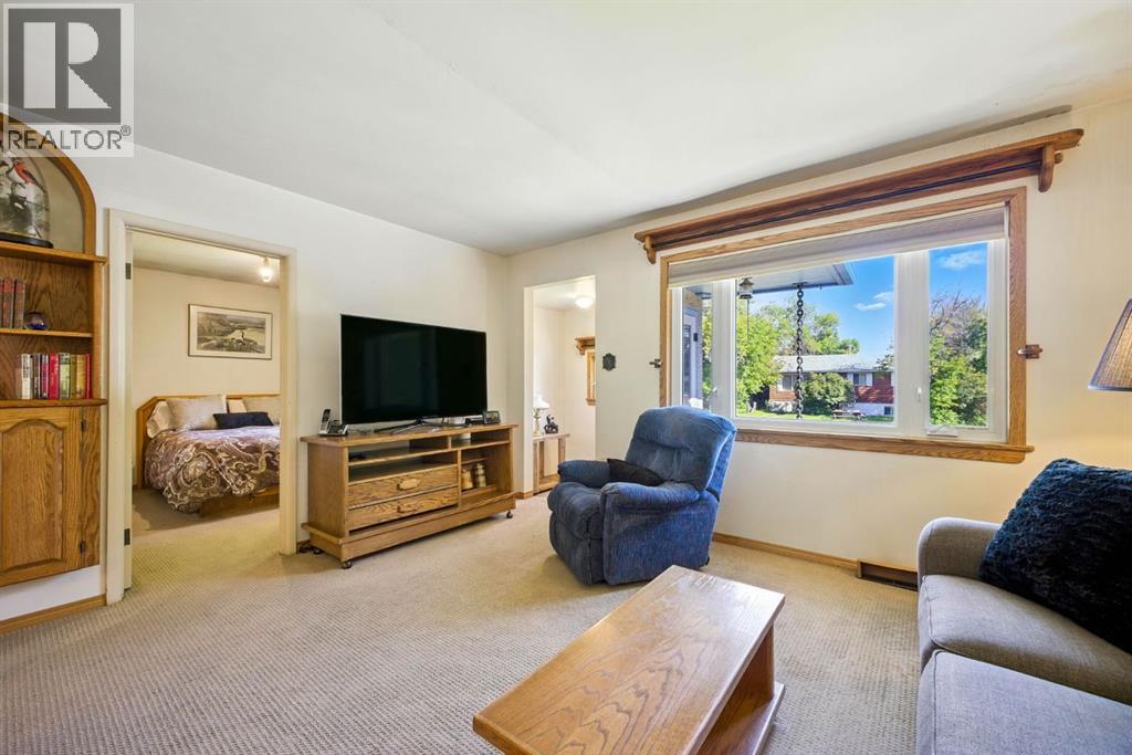 Single Family House Bungalow for Sale in   Avenue NW Bowness Calgary 
