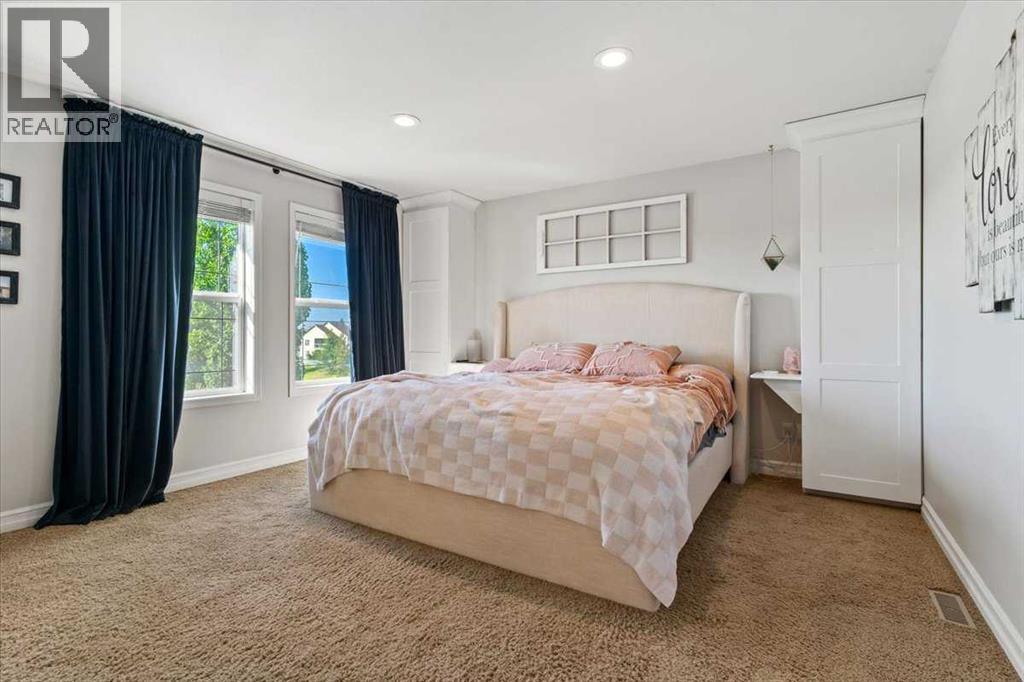 Photo 17 of 29 Pinnacle Lake Drive, Grande Prairie AB