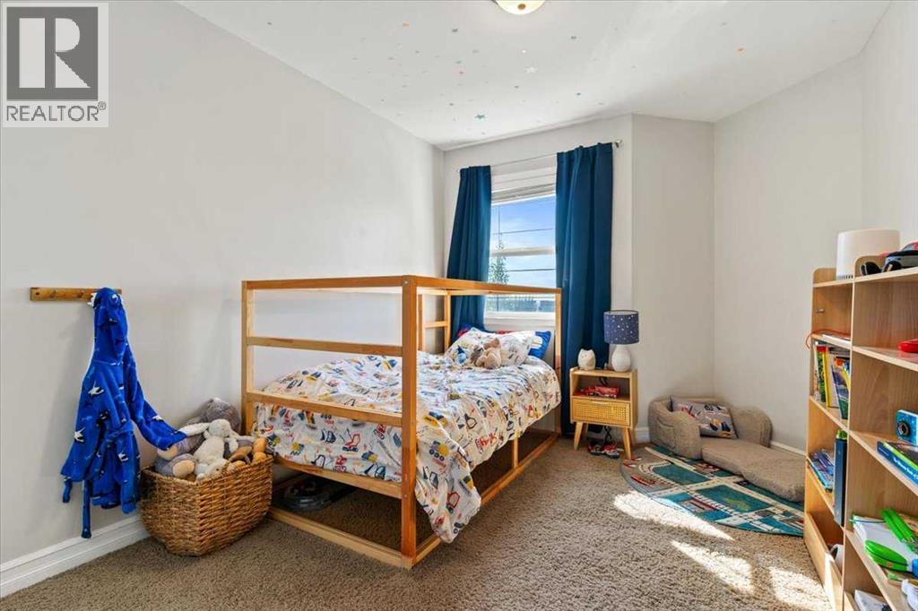 Photo 20 of 29 Pinnacle Lake Drive, Grande Prairie AB