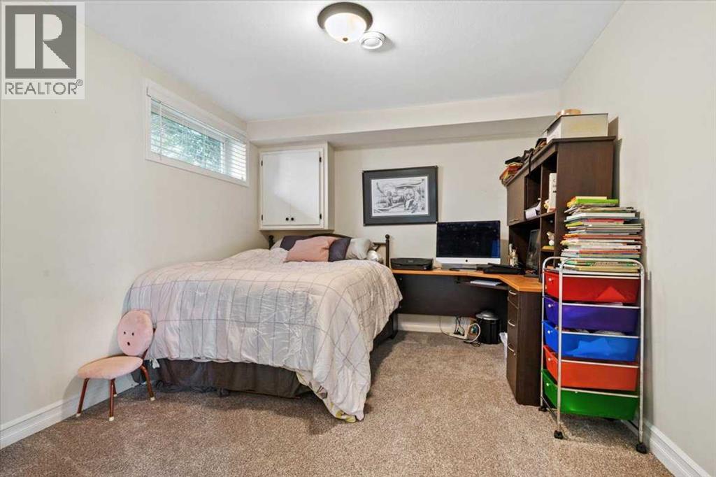 Photo 27 of 29 Pinnacle Lake Drive, Grande Prairie AB