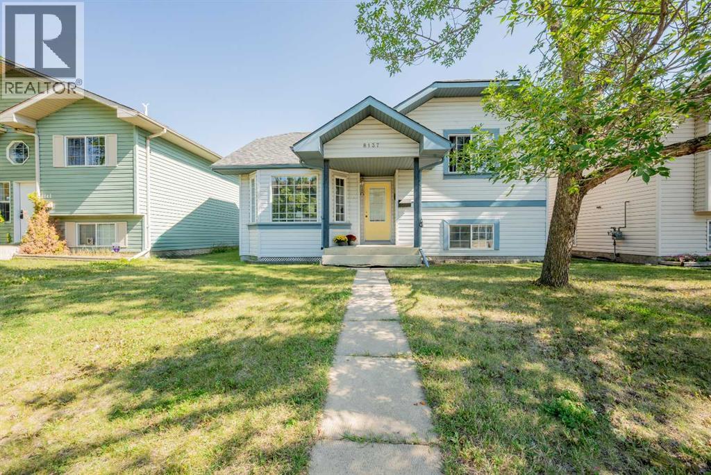 Photo 1 of 8137 Poplar Drive, Grande Prairie AB