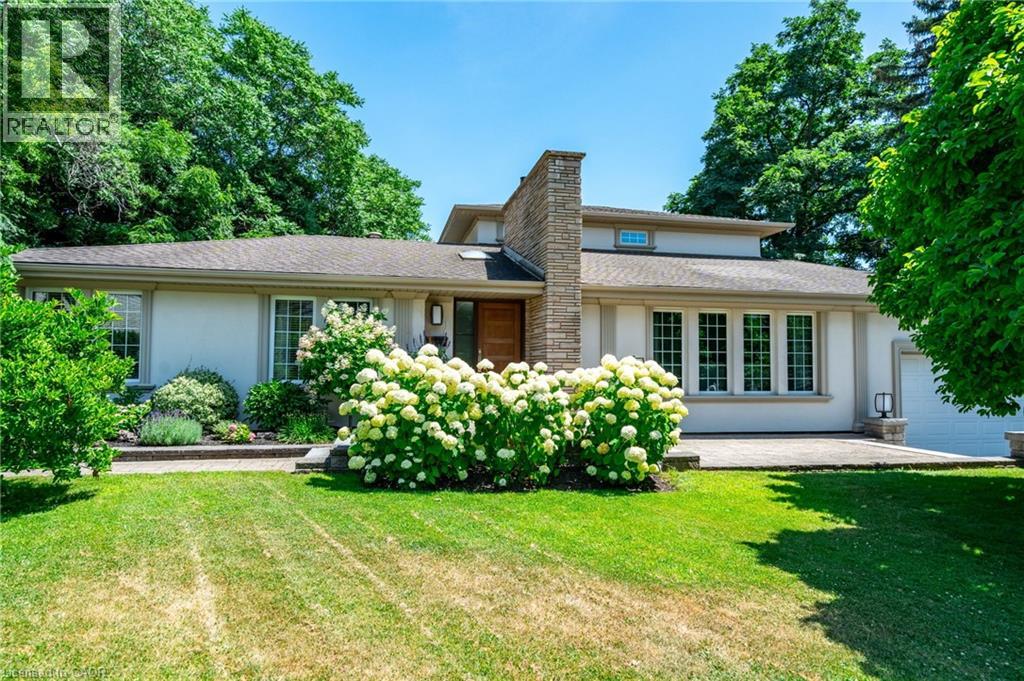 Photo 35 of 822 Danforth Place, Burlington ON