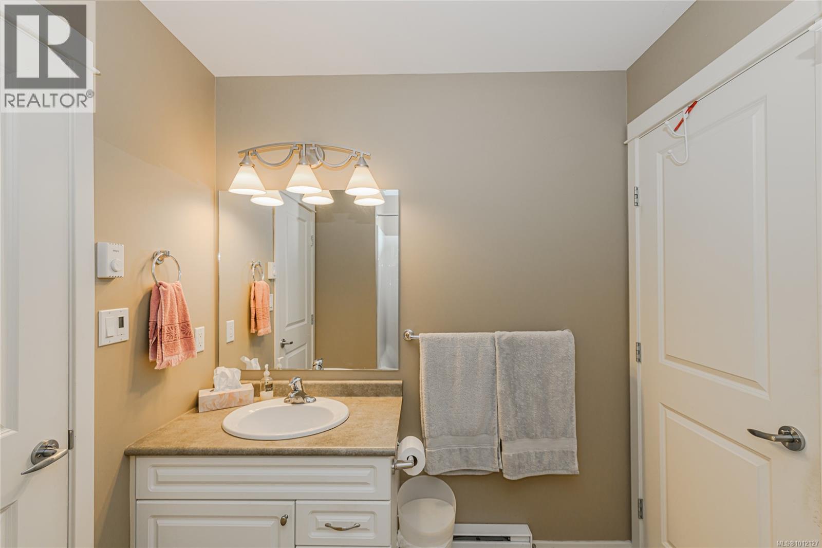 Photo 18 of 3281 Renita Ridge Rd, Duncan BC