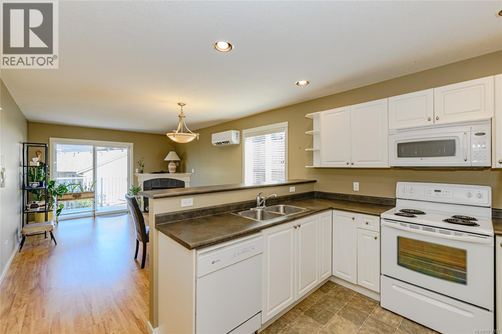 Photo 5 of 3281 Renita Ridge Rd, Duncan BC