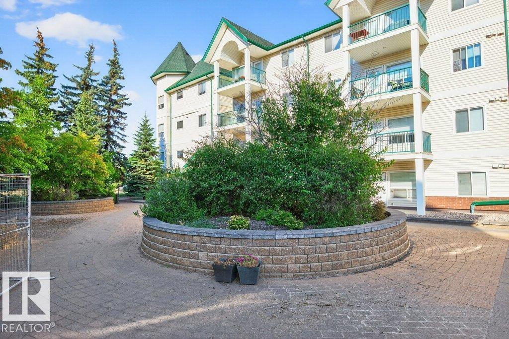 Photo 4 of 316 13625 34 St Nw, Edmonton AB