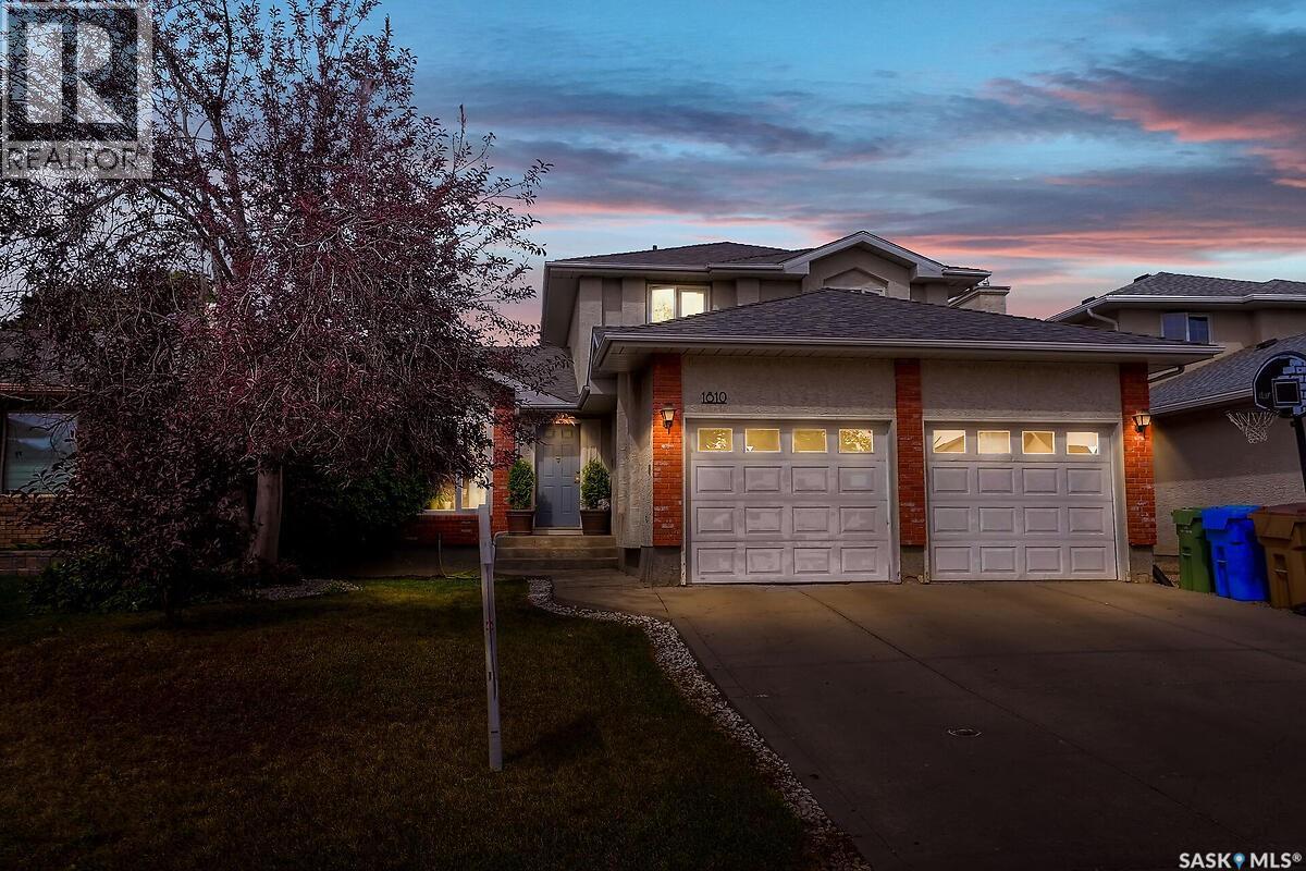 Photo 2 of 1810 Wagman Drive E, Regina SK