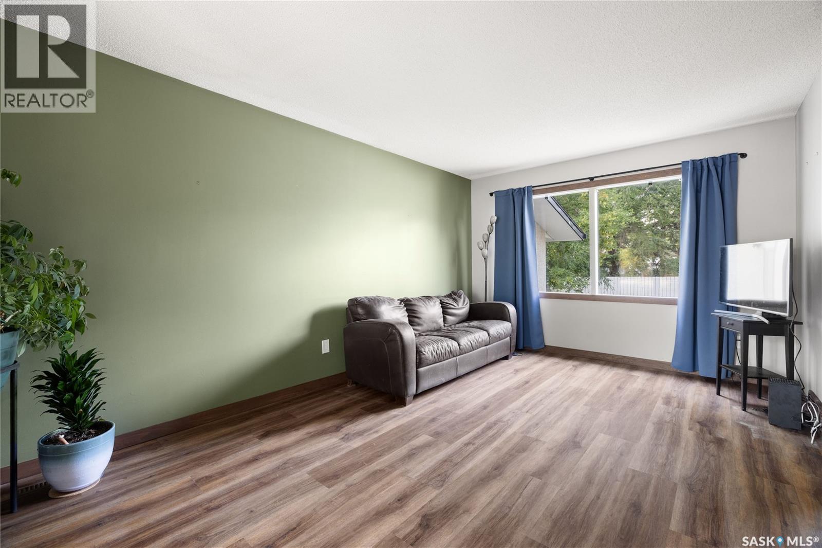 Photo 7 of 3208 Grant Road, Regina SK