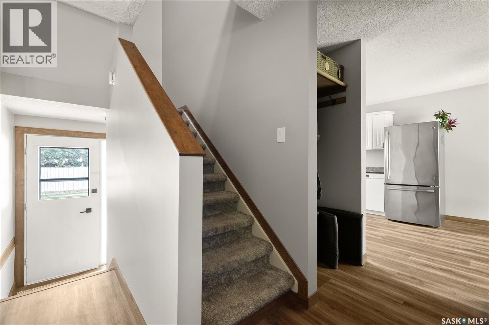 Photo 9 of 3208 Grant Road, Regina SK