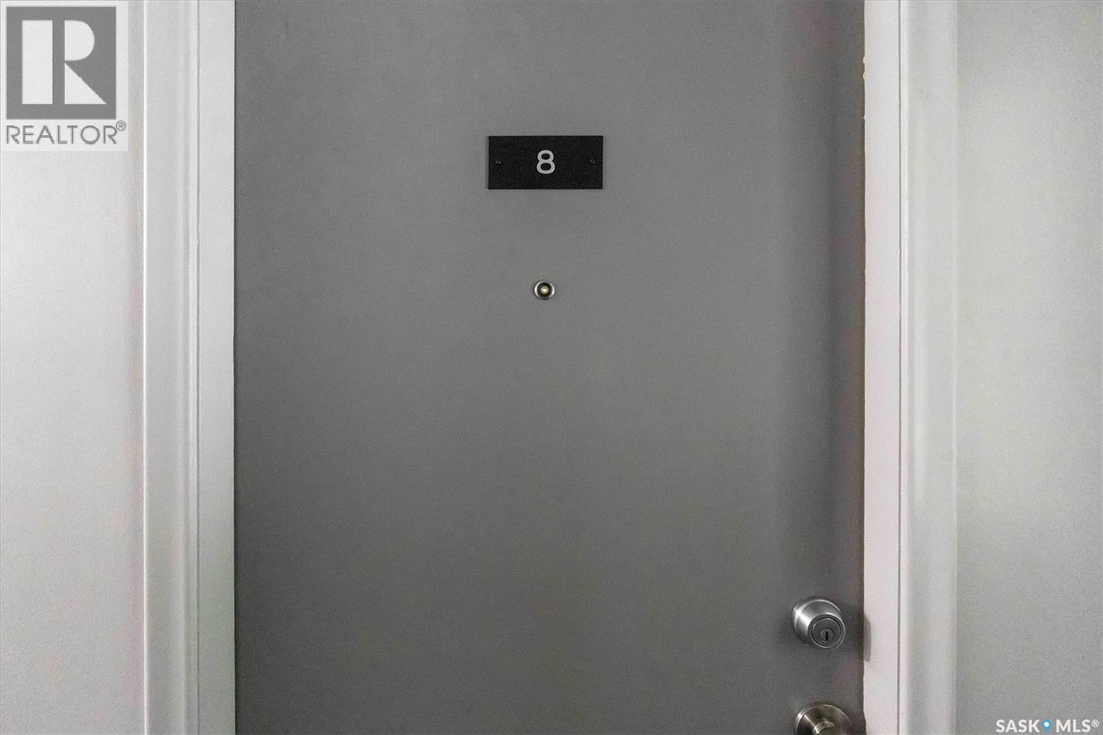 Photo 14 of 424 3rd Avenue, Saskatoon SK