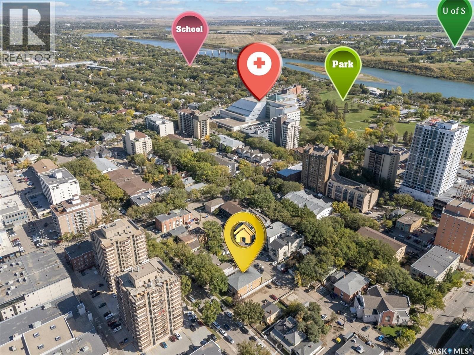 Photo 6 of 424 3rd Avenue, Saskatoon SK
