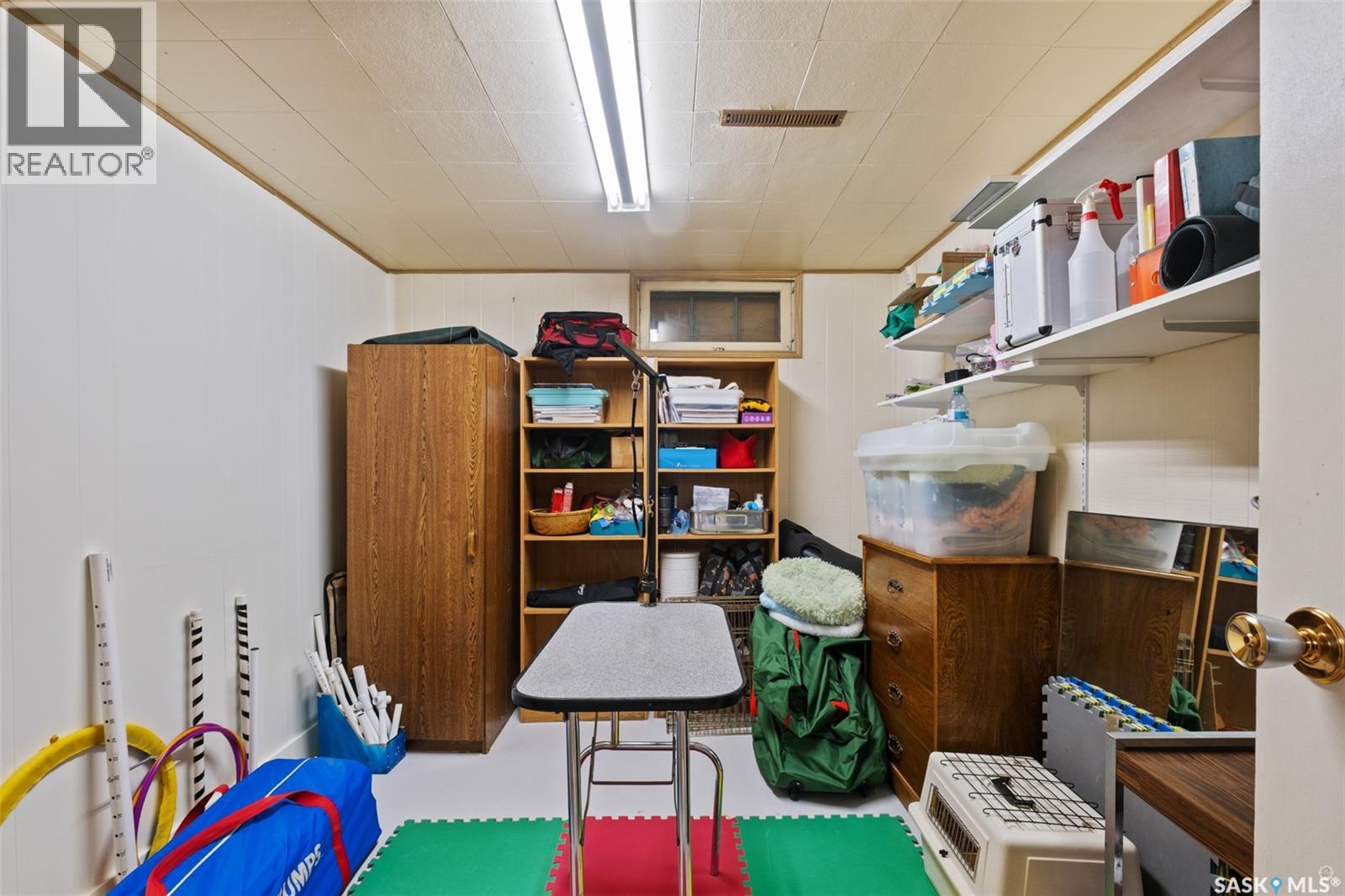 Photo 22 of 440 26th Street E, Prince Albert SK
