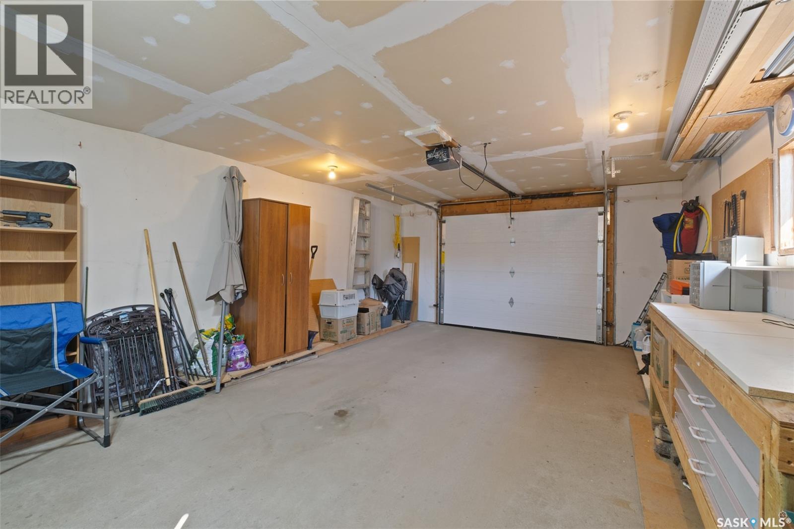 Photo 25 of 440 26th Street E, Prince Albert SK