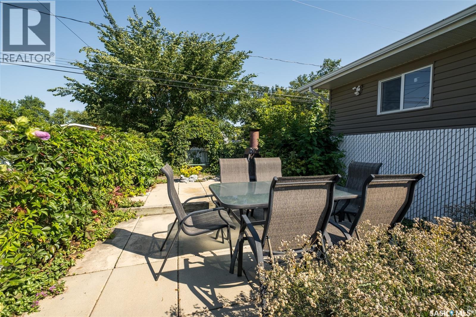 Photo 29 of 440 26th Street E, Prince Albert SK